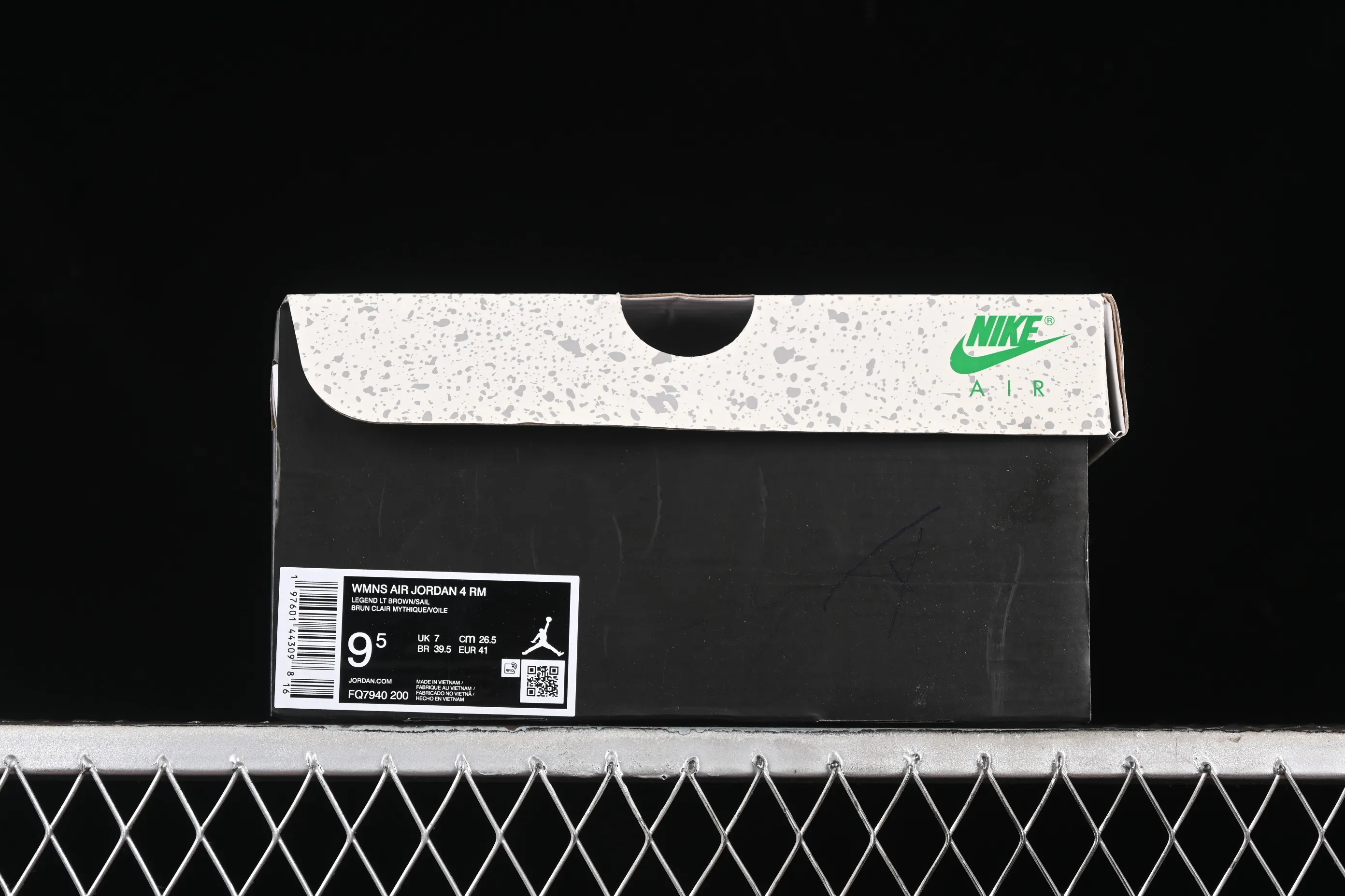All categories Air Jordan Jordan series basketball shoes Air Jordan 4 DT version Air Jordan 4 "Remastered" AJ4 Joe 4 low-top retro basketball shoes FQ7940-200